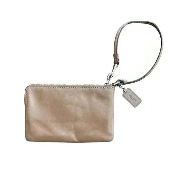 Coach Corner Zip Wristlet Brown Leather Logo Card Slots Bag Charm - Picture 4 of 6